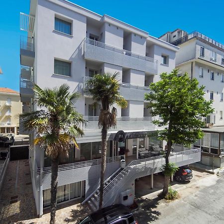 B&B Primrose Residence Hotel Rimini Ngoại thất bức ảnh