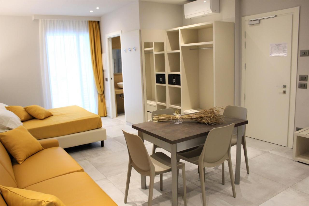 B&B Primrose Residence Hotel Rimini Ngoại thất bức ảnh