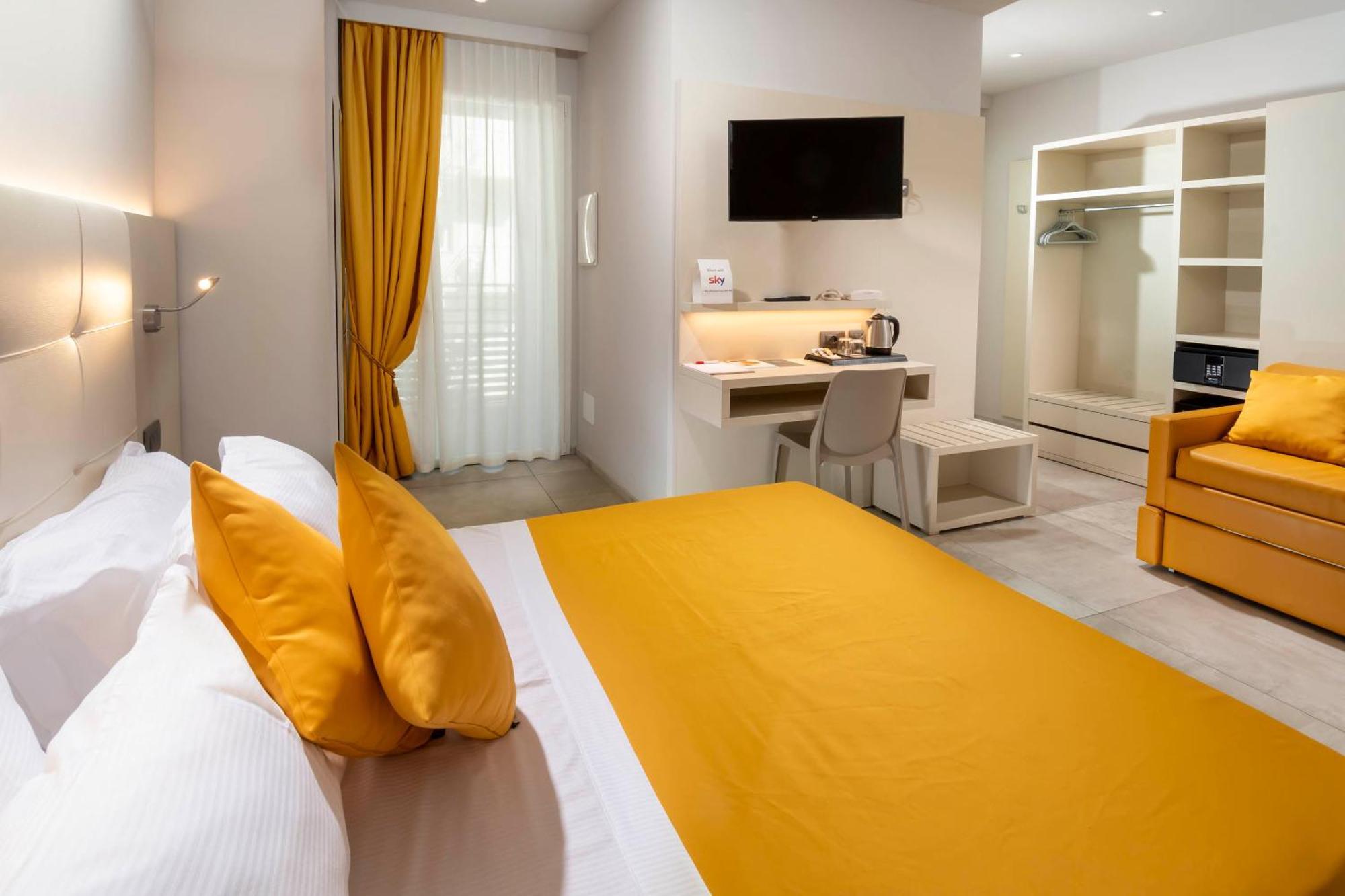 B&B Primrose Residence Hotel Rimini Ngoại thất bức ảnh
